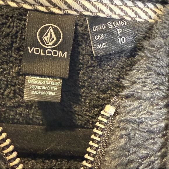 Volcom Black Hooded Teddy Jacket with Ribbed Cuffs Size Small - Picture 2 of 4